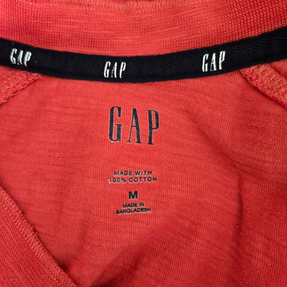 Gap Men Henley Short Sleeve Tee Casual Red Raglan Sleeves Cotton Basics Medium - Picture 8 of 10